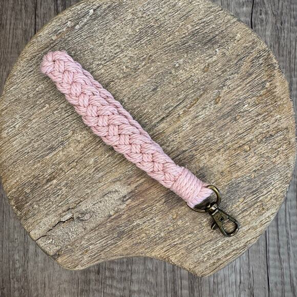 Pink Wristlet Purse Strap Macrame Pink Bag Charm Keychain Accessory NEW - Picture 2 of 3